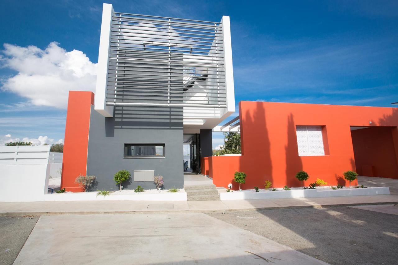 Colour Residences โปรทาราส ภายนอก รูปภาพ
